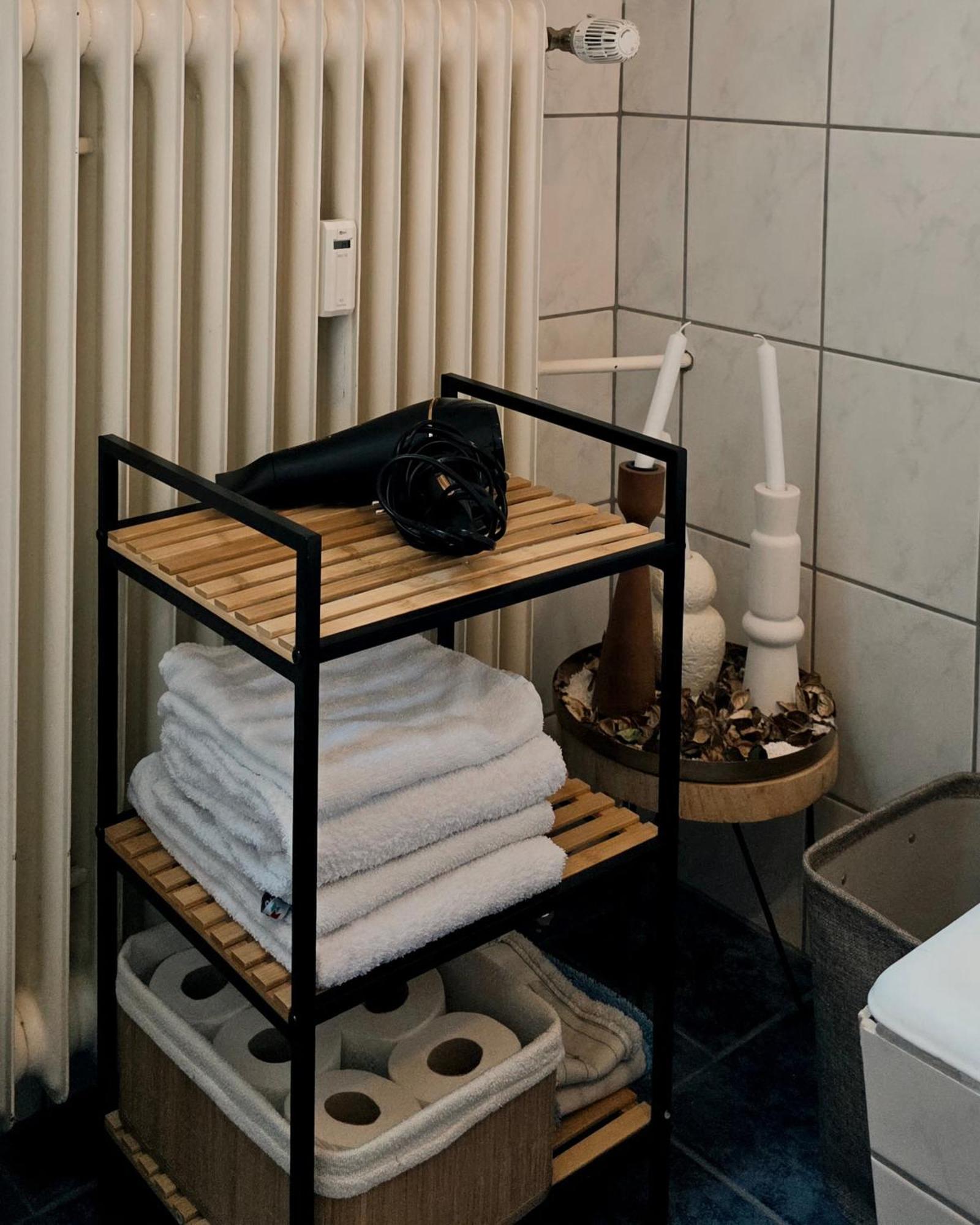 Ama Home Apartment In Hiddenhausen - Wlan, Smart-Tv - Nahe A30 & A2 - Nur 10 Min Von Herford Esterno foto